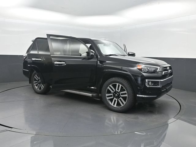 Used 2020 Toyota 4Runner Limited AWD/4WD image 40