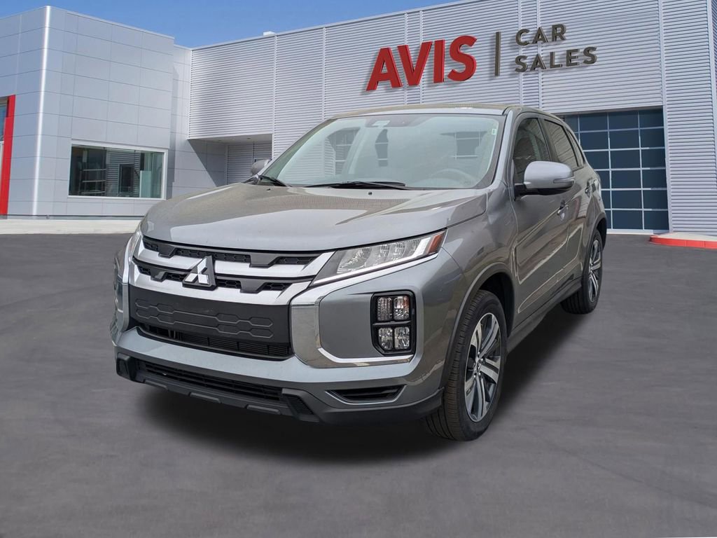 Used 2025 Mitsubishi Outlander Sport SE image 1