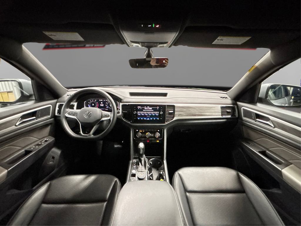 Used 2022 Volkswagen Atlas Cross Sport SE image 28