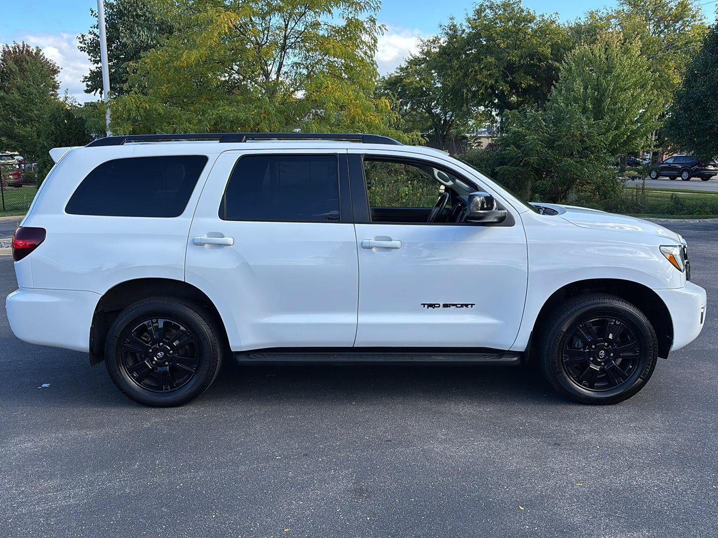 Used 2019 Toyota Sequoia TRD Sport w/ TRD Sport Premium Package AWD/4WD image 9