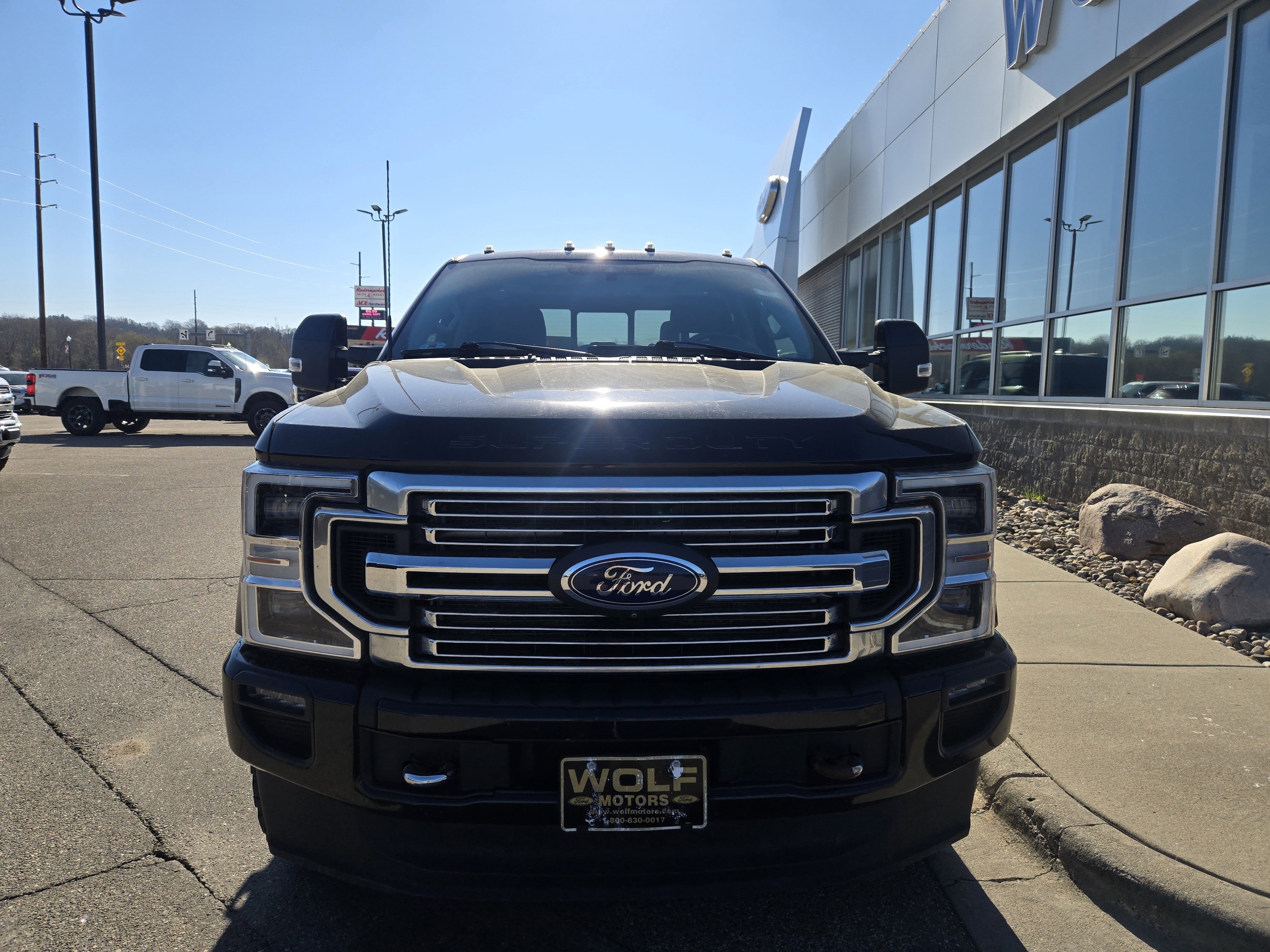 Certified 2022 Ford F350 Limited w/ FX4 Off-Road Package AWD/4WD image 4