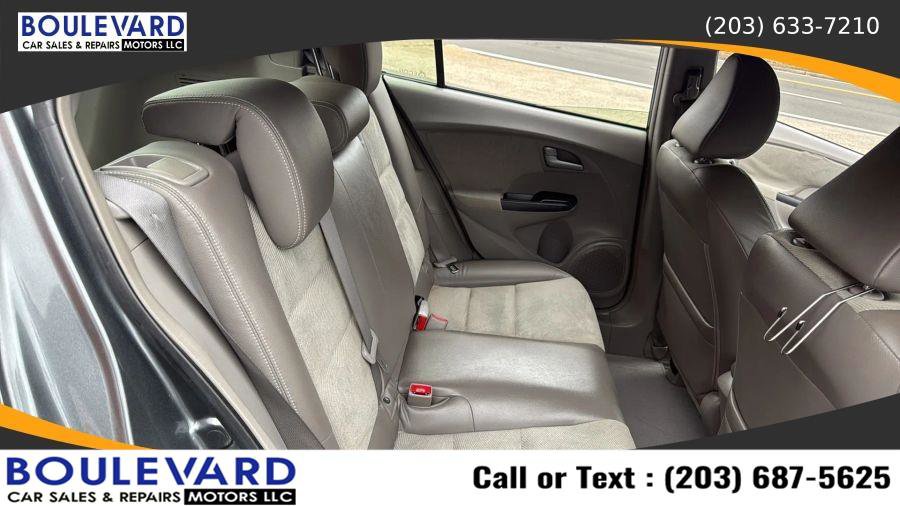 Used 2013 Honda Insight EX image 30