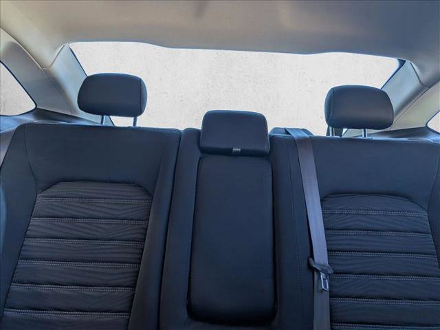 Used 2016 Ford Fusion SE image 15