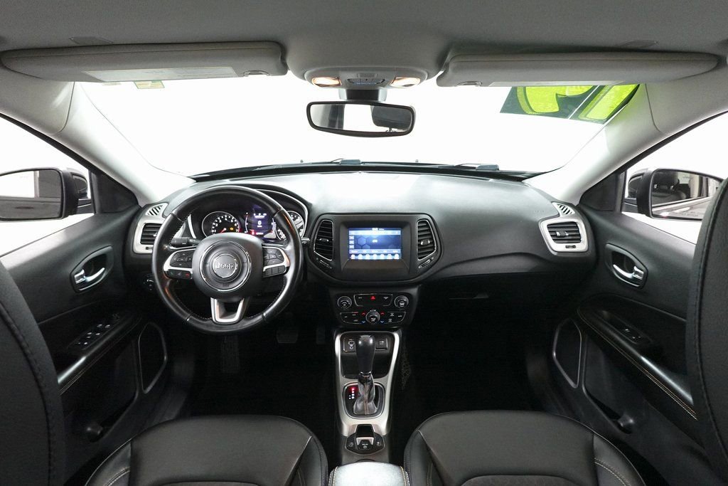 Used 2019 Jeep Compass Latitude image 6