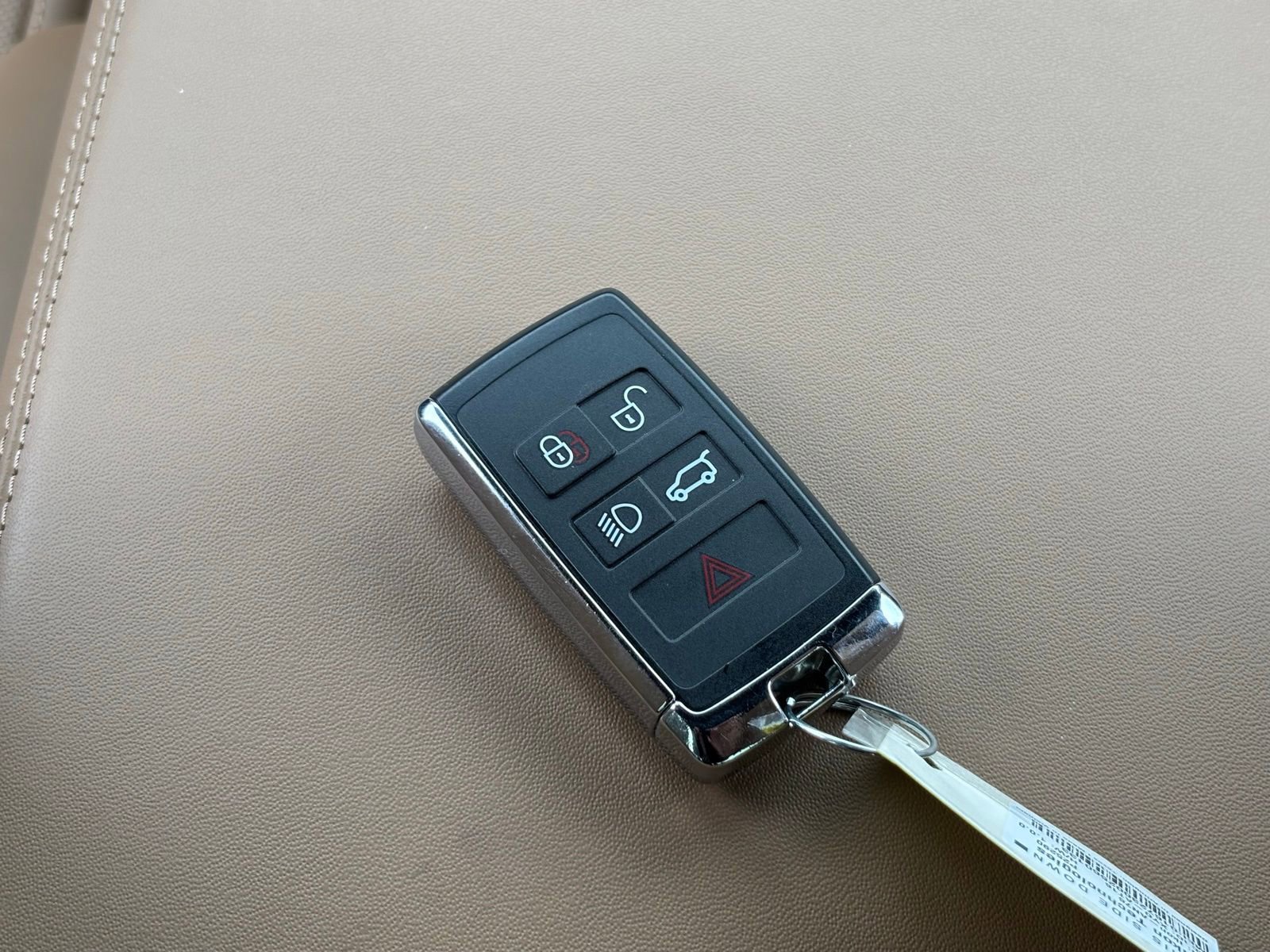 Used 2025 Land Rover Range Rover SE AWD/4WD image 27