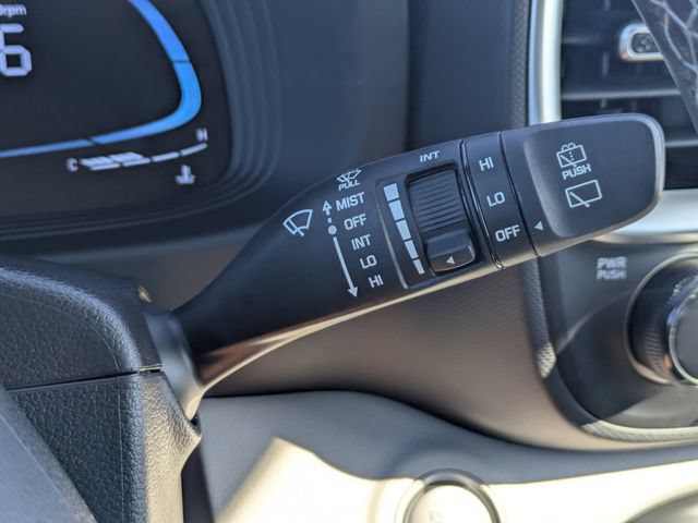 Used 2025 Hyundai Venue SEL FWD image 27