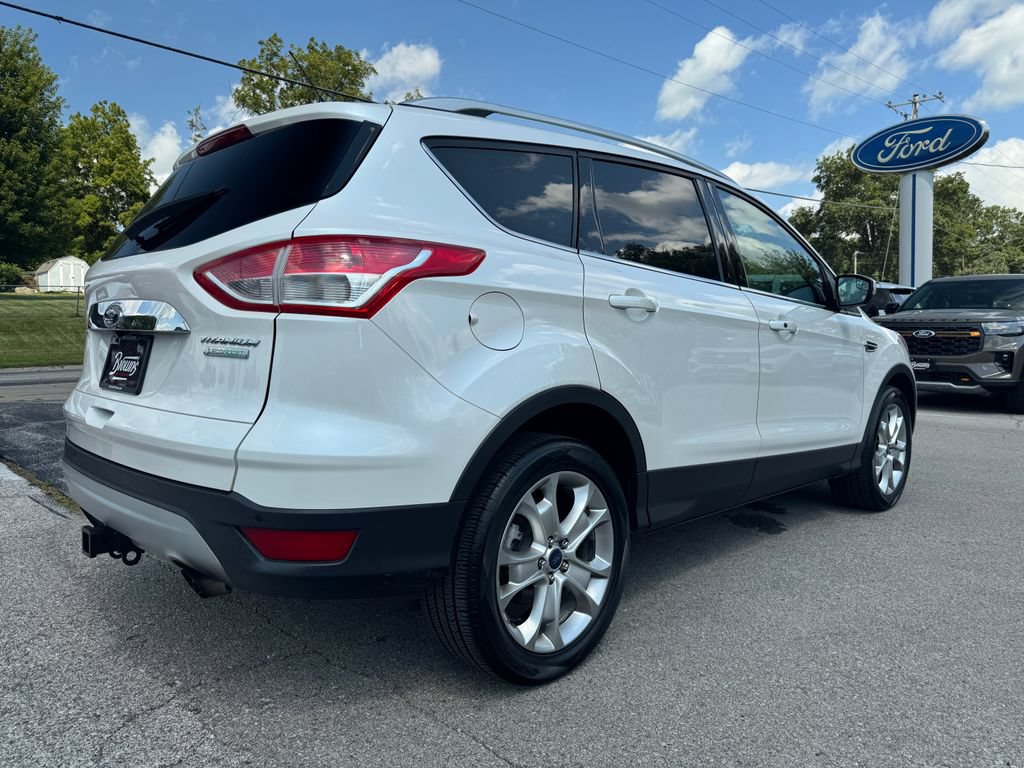 Used 2016 Ford Escape Titanium FWD image 5