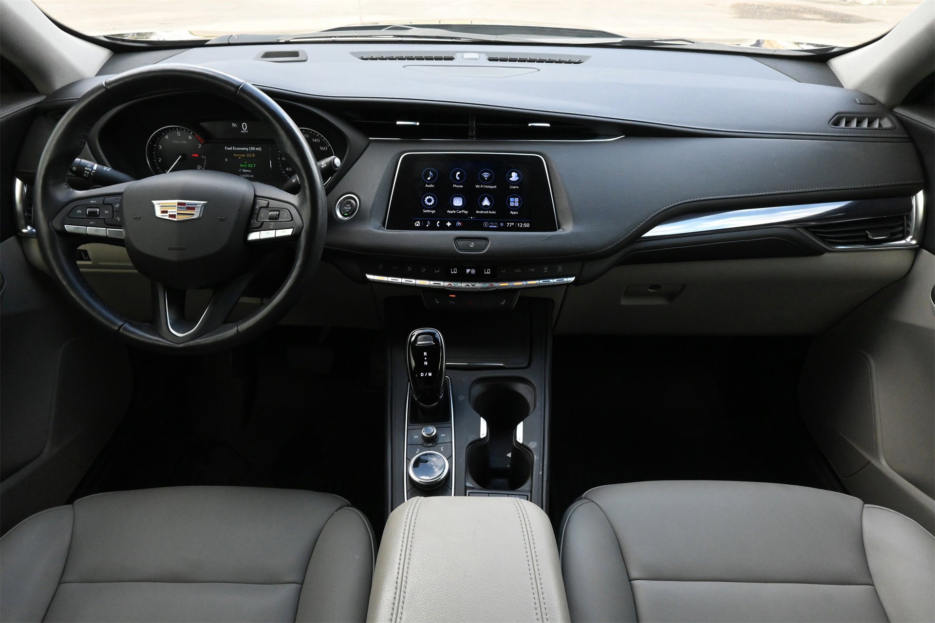 Certified 2023 Cadillac XT4 Luxury w/ Cold Weather Package image 7