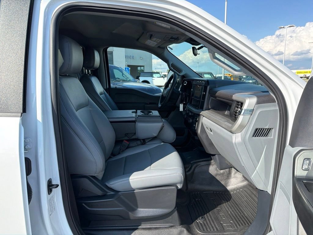 Used 2024 Ford F550 4x4 Crew Cab Super Duty image 20