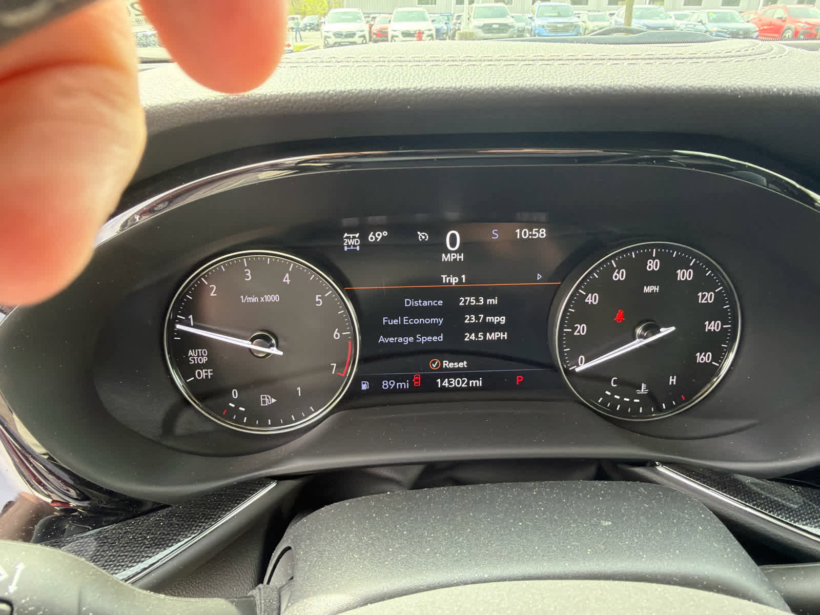 Used 2023 Buick Envision Essence AWD/4WD image 4