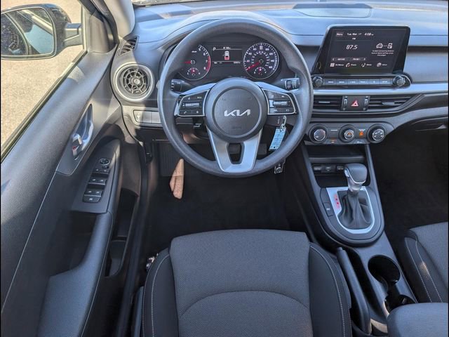 Used 2023 Kia Forte LXS image 8