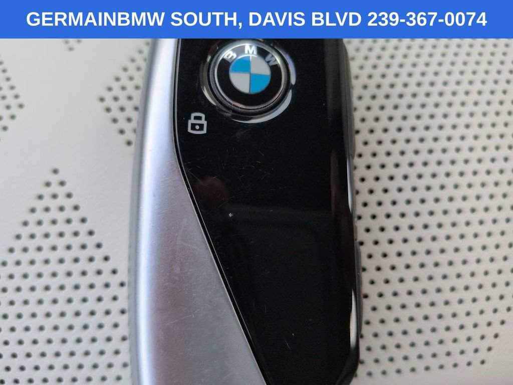 Certified 2025 BMW 760i xDrive AWD/4WD image 31