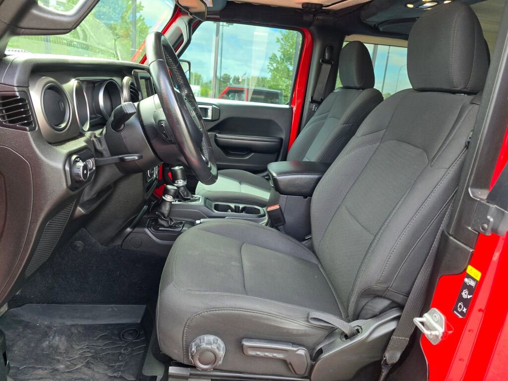 Used 2021 Jeep Wrangler Sport AWD/4WD image 19