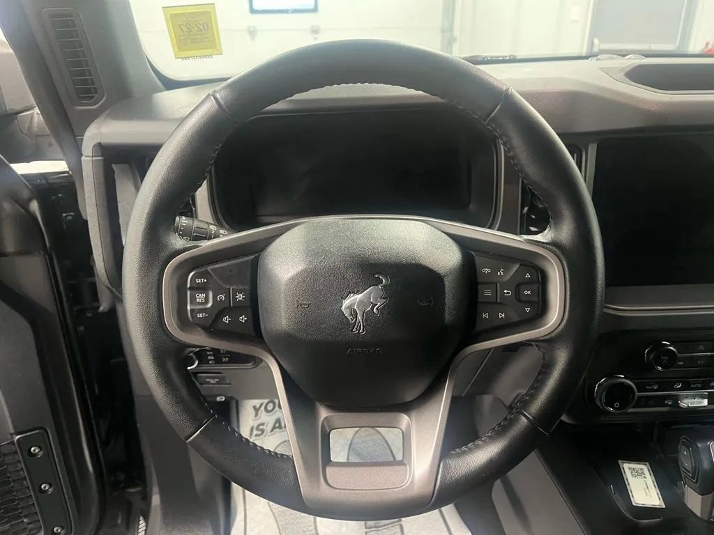 Used 2025 Ford Bronco Big Bend image 13