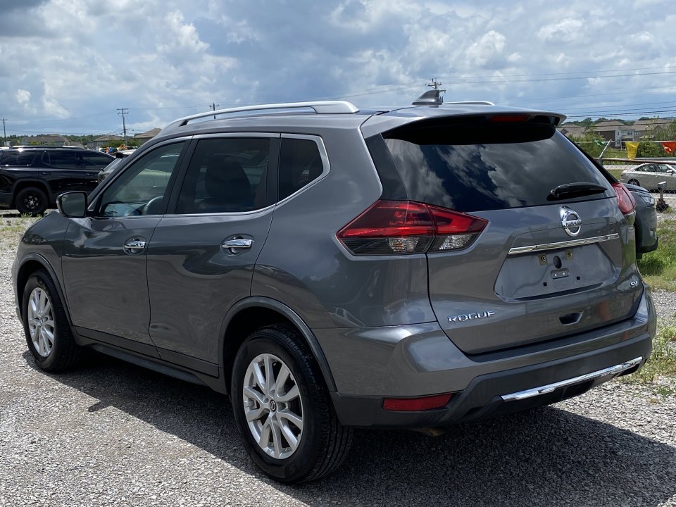 Used 2018 Nissan Rogue SV FWD image 7