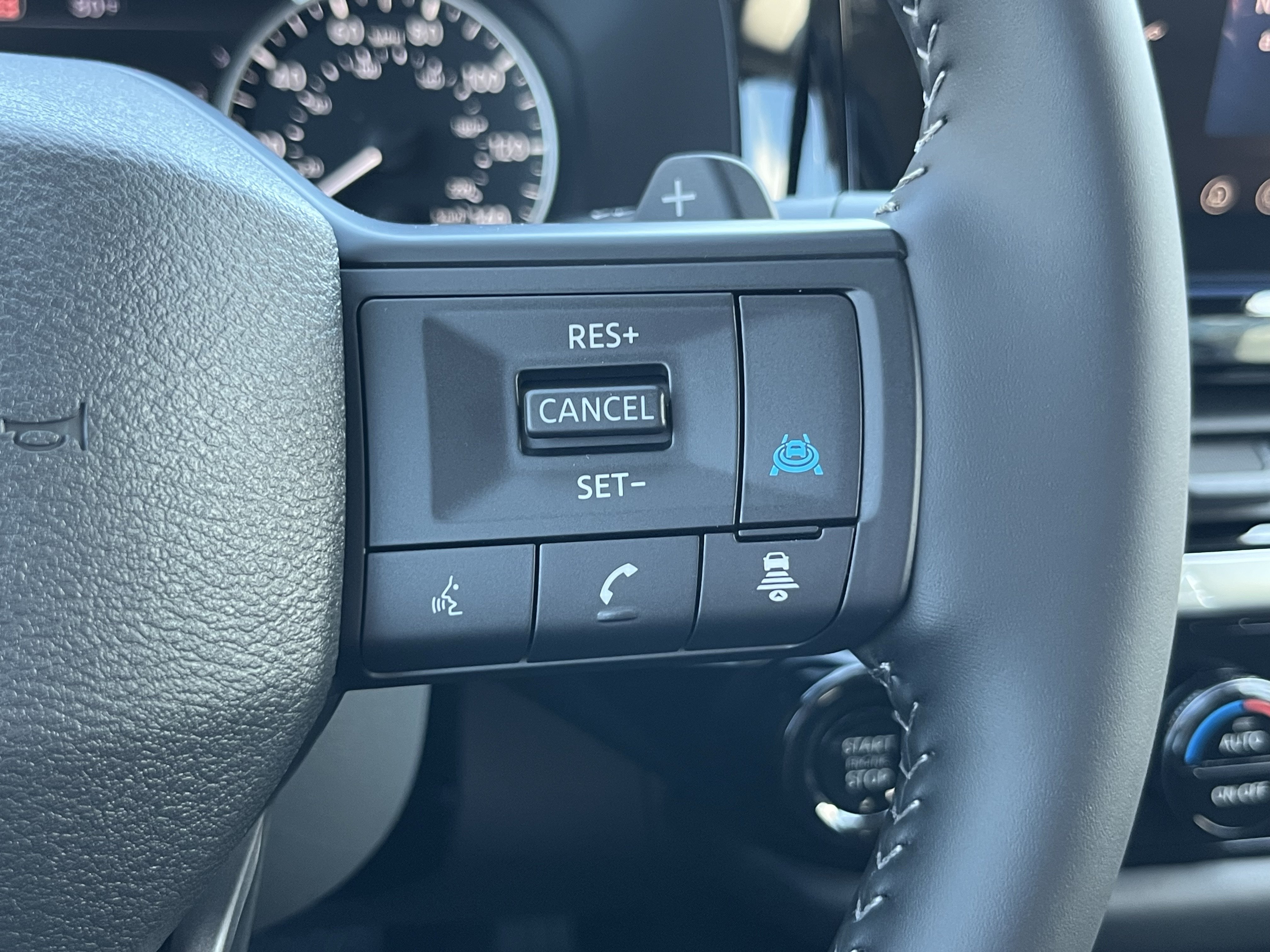 New 2026 Nissan Pathfinder SV AWD/4WD image 29