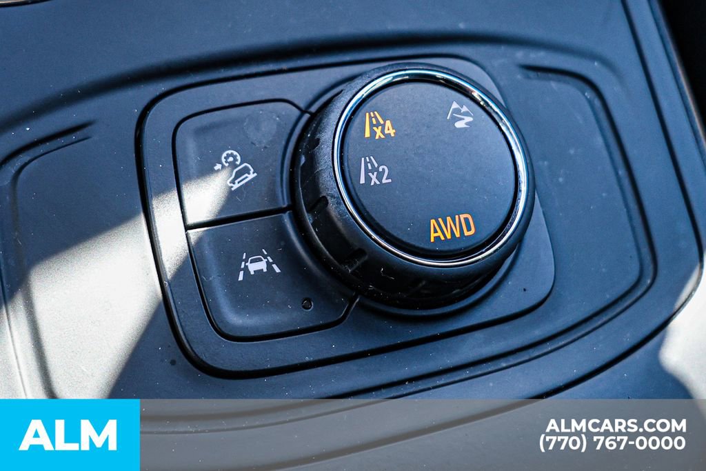 Used 2024 GMC Terrain SLE image 47