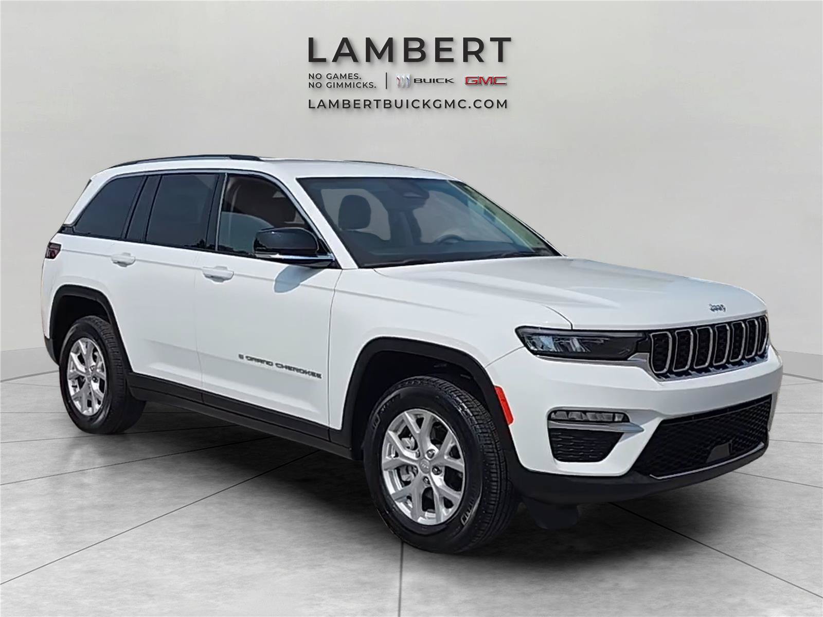 Used 2023 Jeep Grand Cherokee Limited AWD/4WD image 7