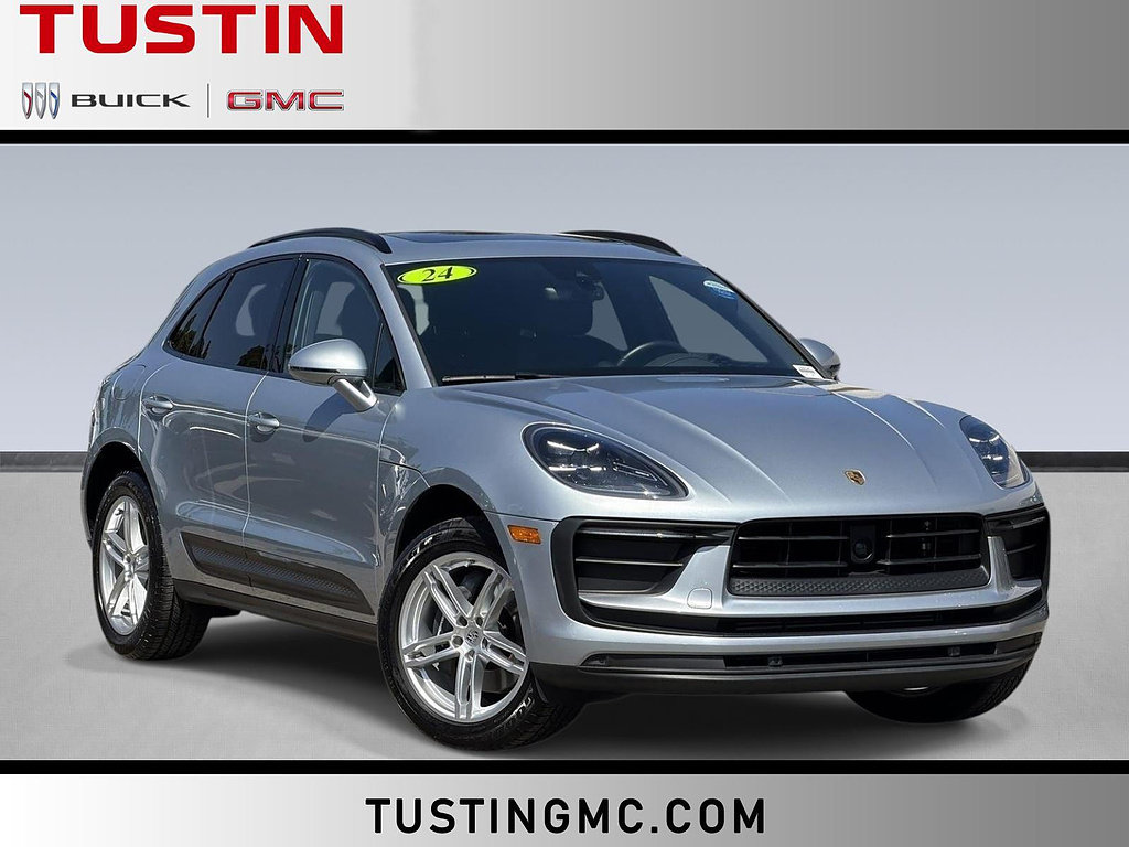 Used 2024 Porsche Macan AWD/4WD image 1