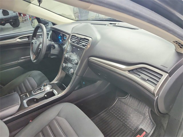 Used 2018 Ford Fusion SE image 33