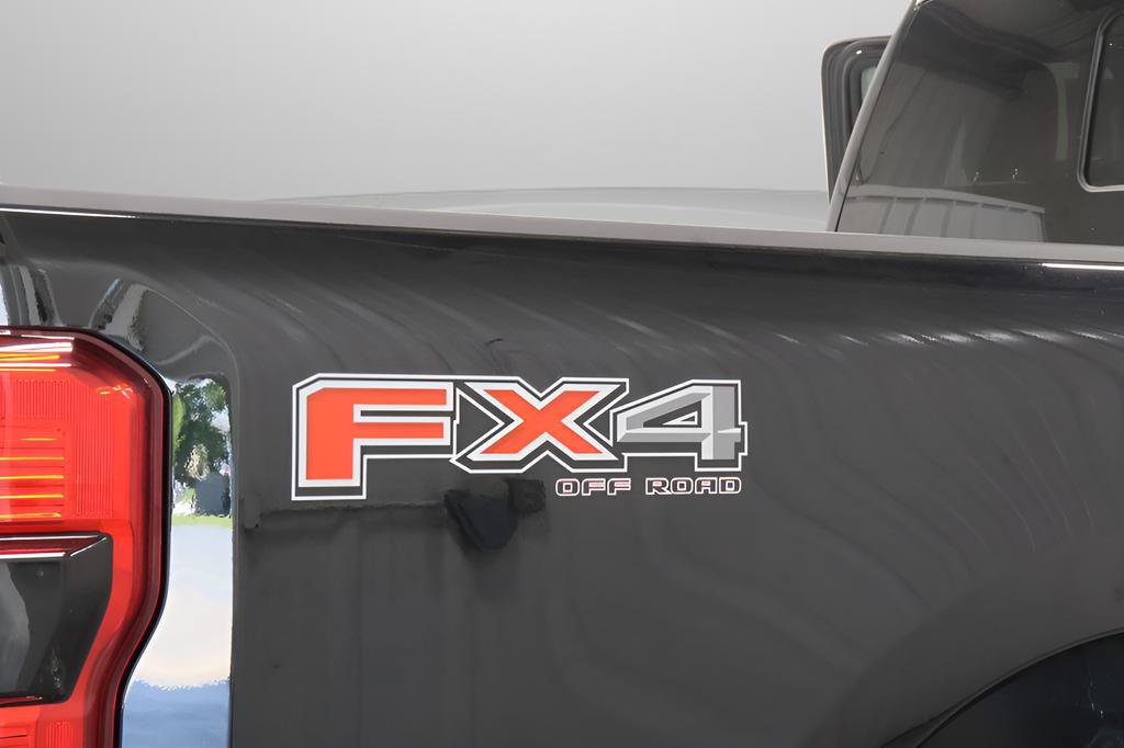 Used 2025 Ford F250 Platinum AWD/4WD image 37