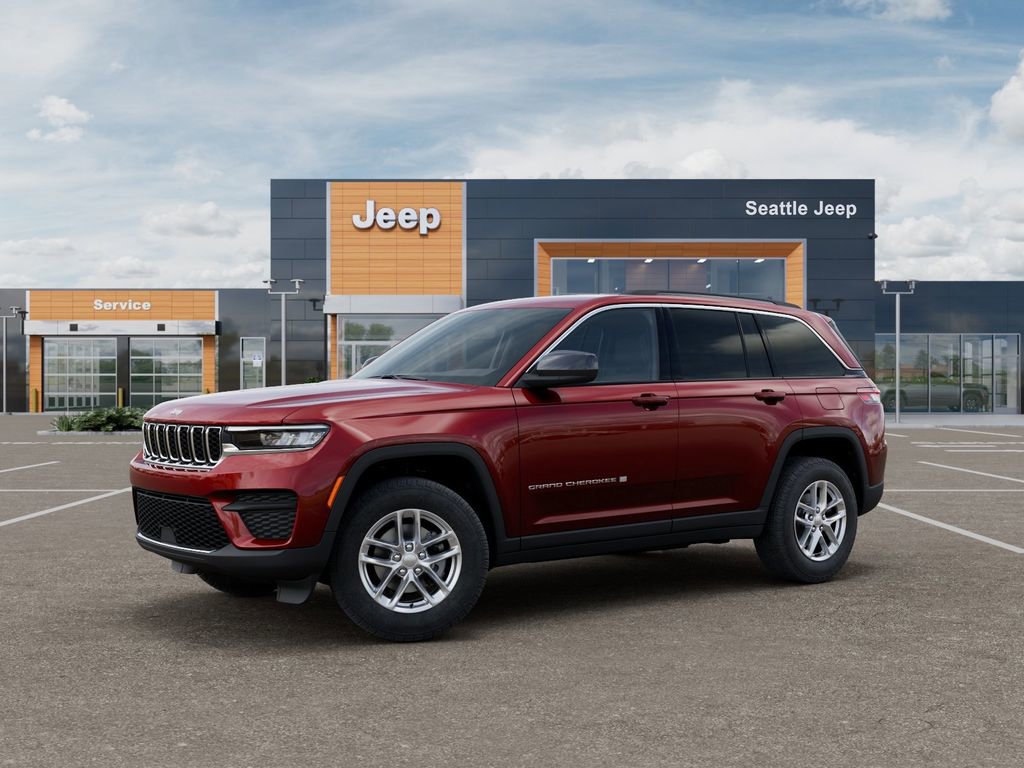 New 2026 Jeep Grand Cherokee Laredo image 2