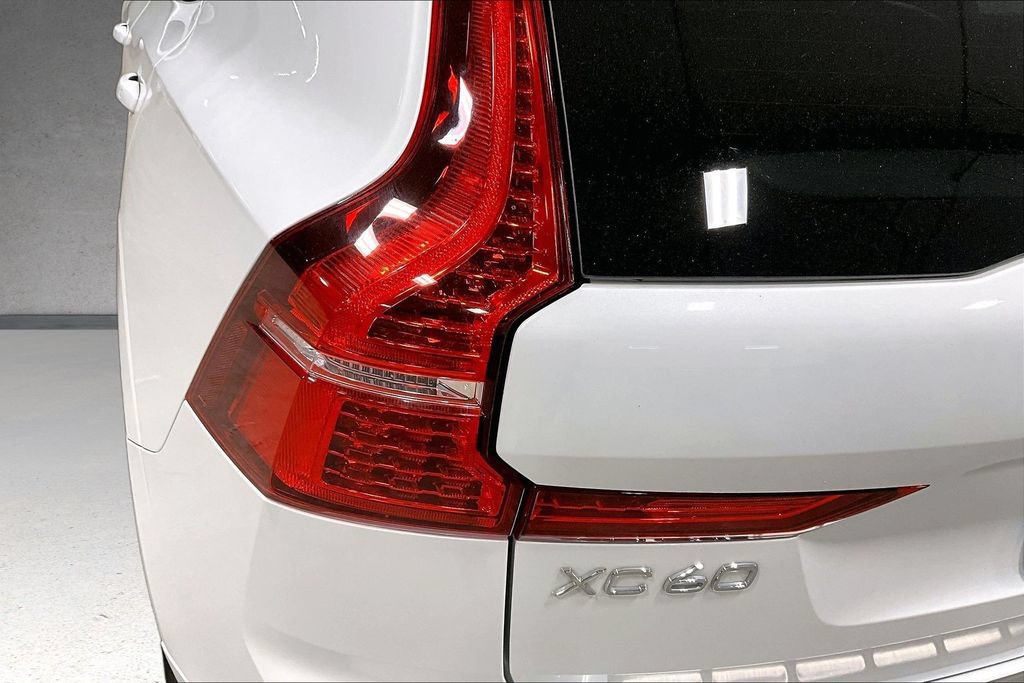 Certified 2023 Volvo XC60 B5 Core w/ Climate Package AWD/4WD image 22