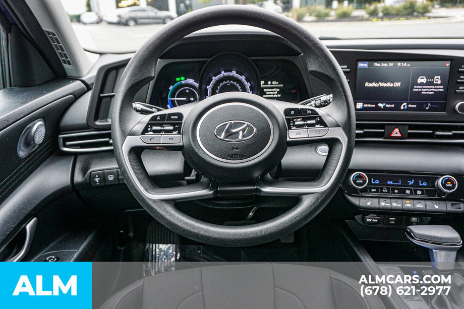 Used 2023 Hyundai Elantra Blue w/ Preferred Accessory Package FWD image 27