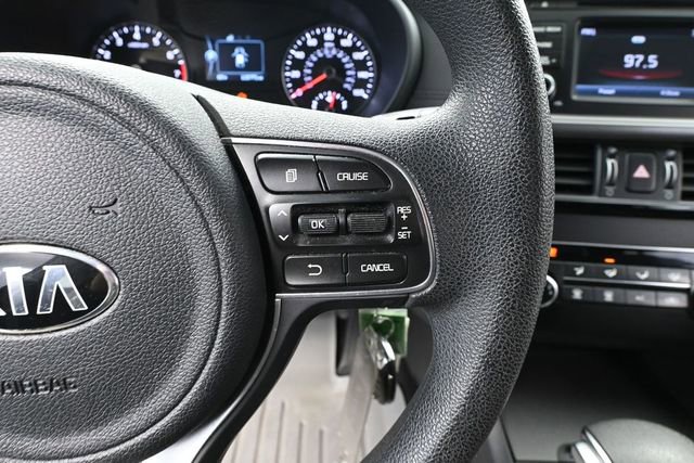 Used 2017 Kia Optima LX FWD image 25