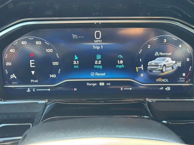 Used 2025 Chevrolet Silverado 1500 LT AWD/4WD image 21