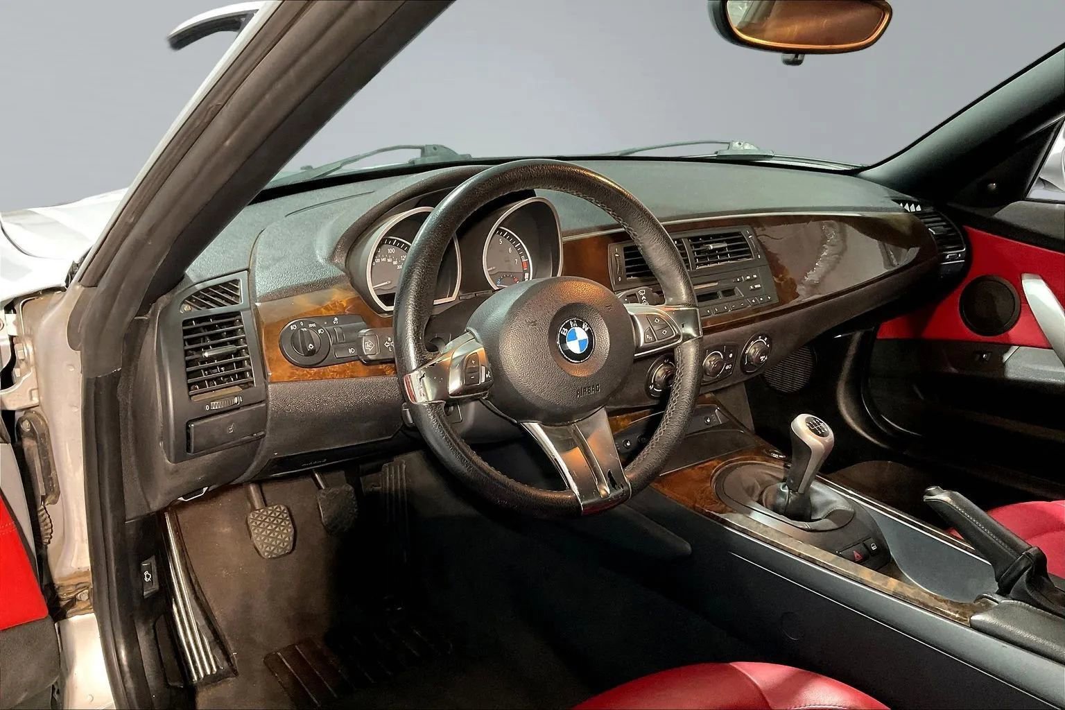 Used 2007 BMW Z4 3.0i image 14