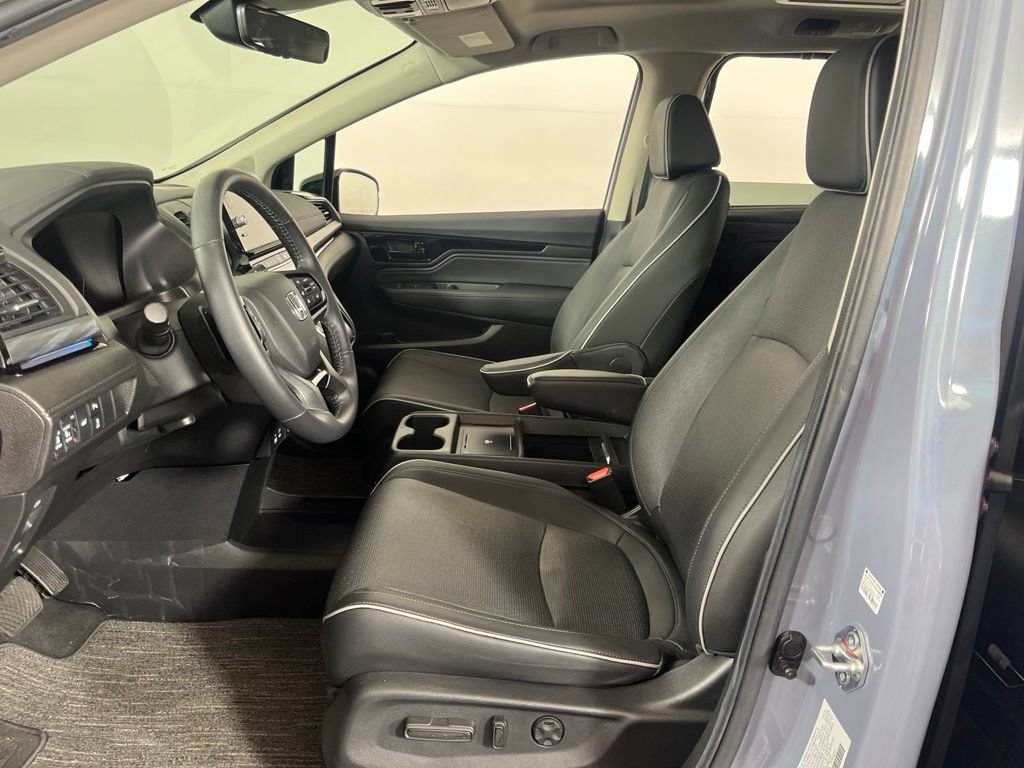 Certified 2025 Honda Odyssey Elite image 26
