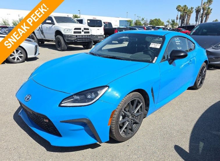 Used 2023 Toyota GR86 Premium w/ ALL Weather Mat Package (TMS) RWD image 1