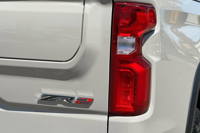 New 2026 Chevrolet Silverado 1500 ZR2 AWD/4WD image 36