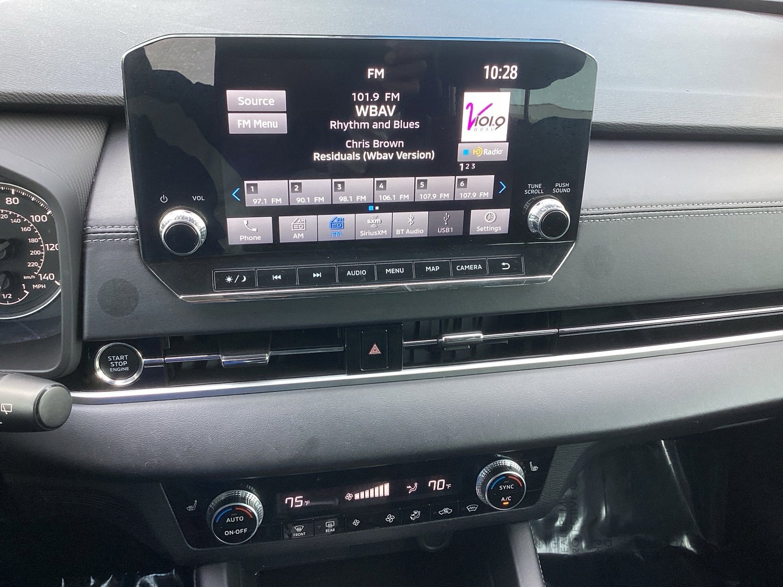 Used 2023 Mitsubishi Outlander SE image 16