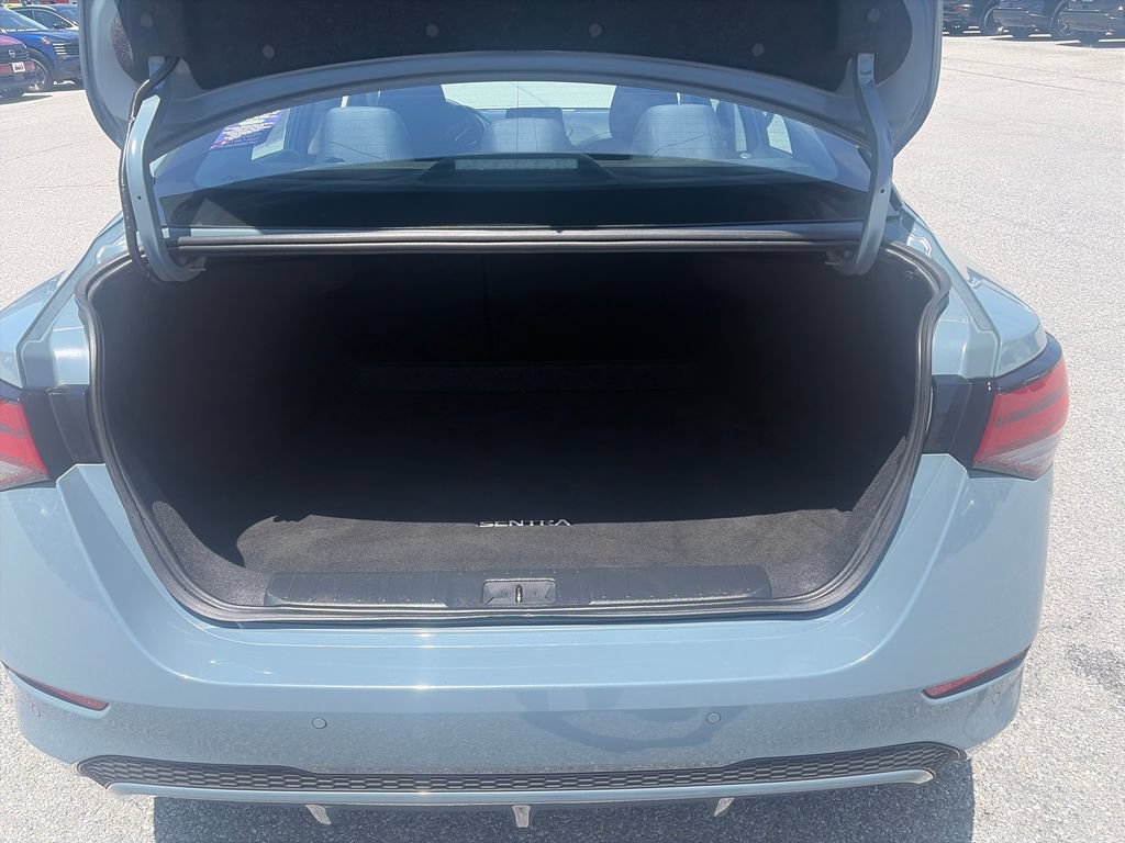 Used 2024 Nissan Sentra SV FWD image 22