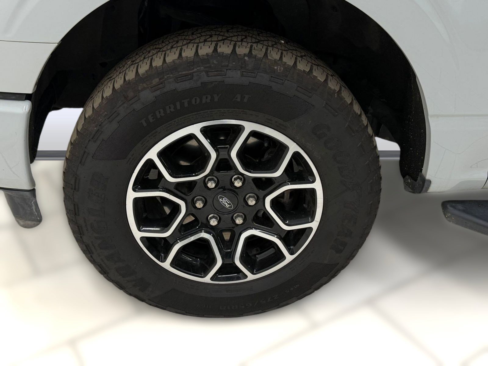 Used 2023 Ford F150 XLT w/ Equipment Group 302A High image 9