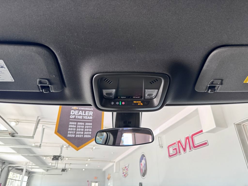 Certified 2023 Chevrolet Traverse LS AWD/4WD image 24