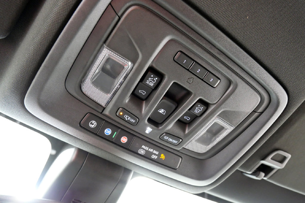 Used 2020 GMC Sierra 1500 AT4 w/ AT4 Carbonpro Edition AWD/4WD image 34