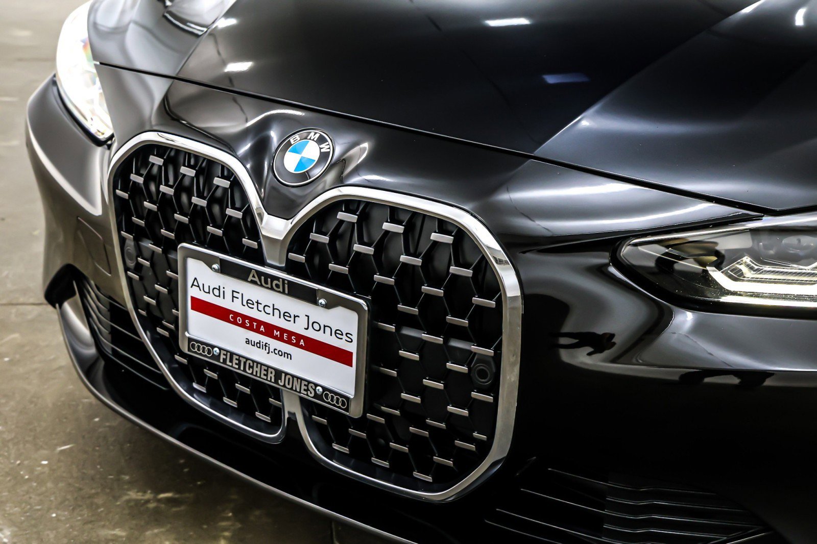 Used 2024 BMW 430i xDrive Coupe w/ Premium Package image 13