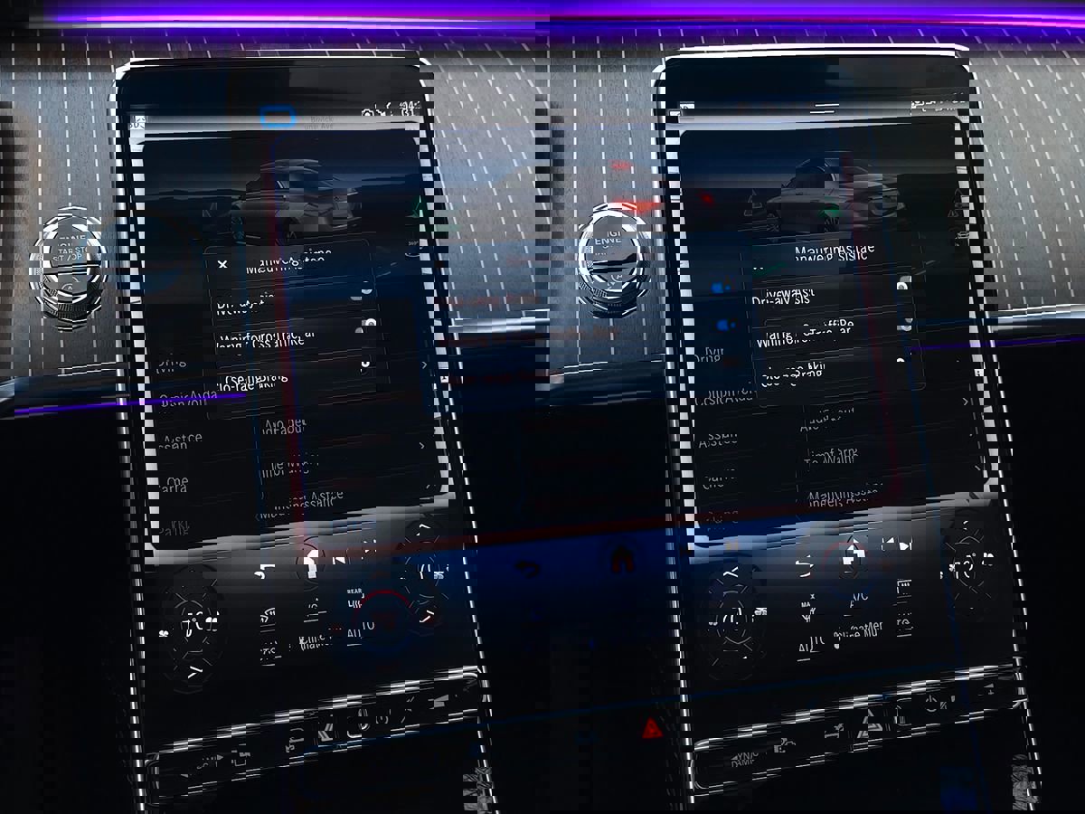 Used 2021 Mercedes-Benz S 580 4MATIC Sedan w/ Warmth & Comfort Package image 73