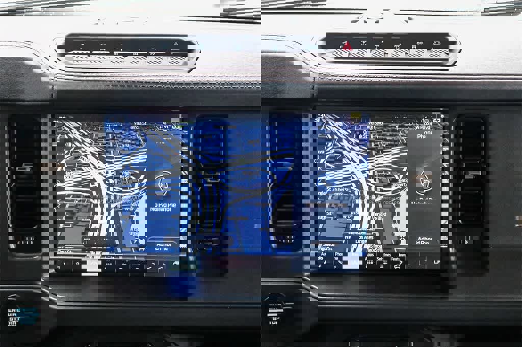 New 2025 Ford Bronco Badlands image 13