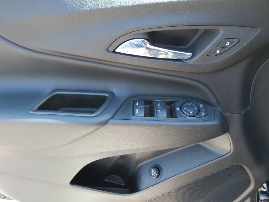 Used 2023 Chevrolet Equinox LT FWD image 22