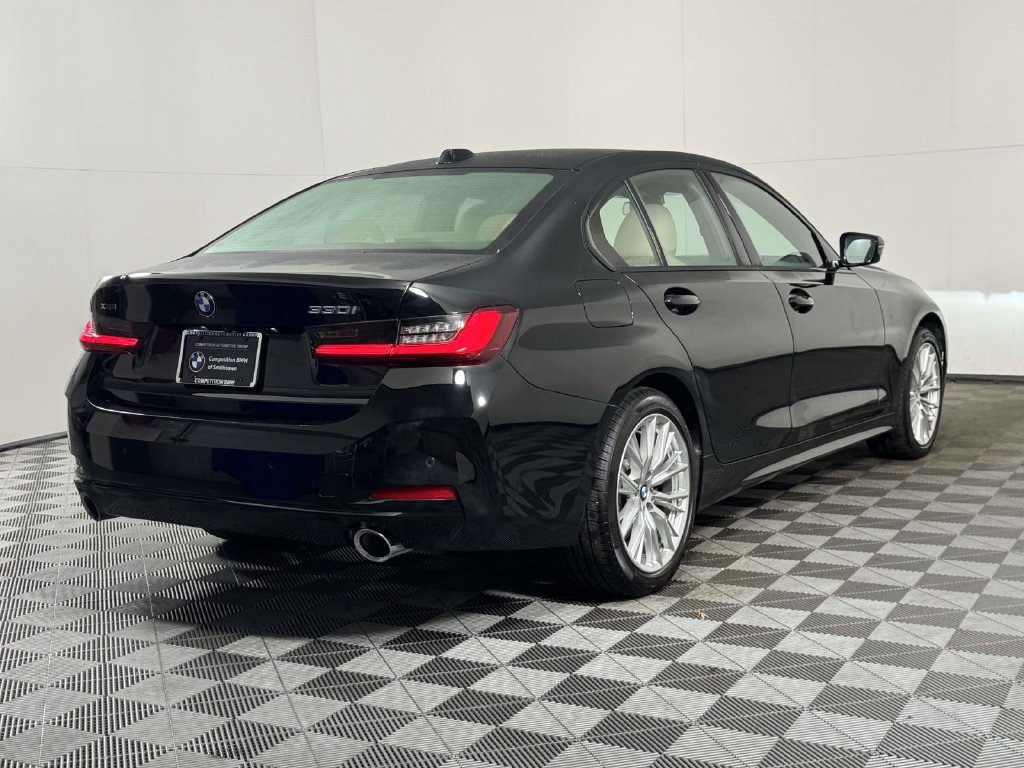 Used 2023 BMW 330i xDrive Sedan w/ Driving Assistance Package AWD/4WD image 10