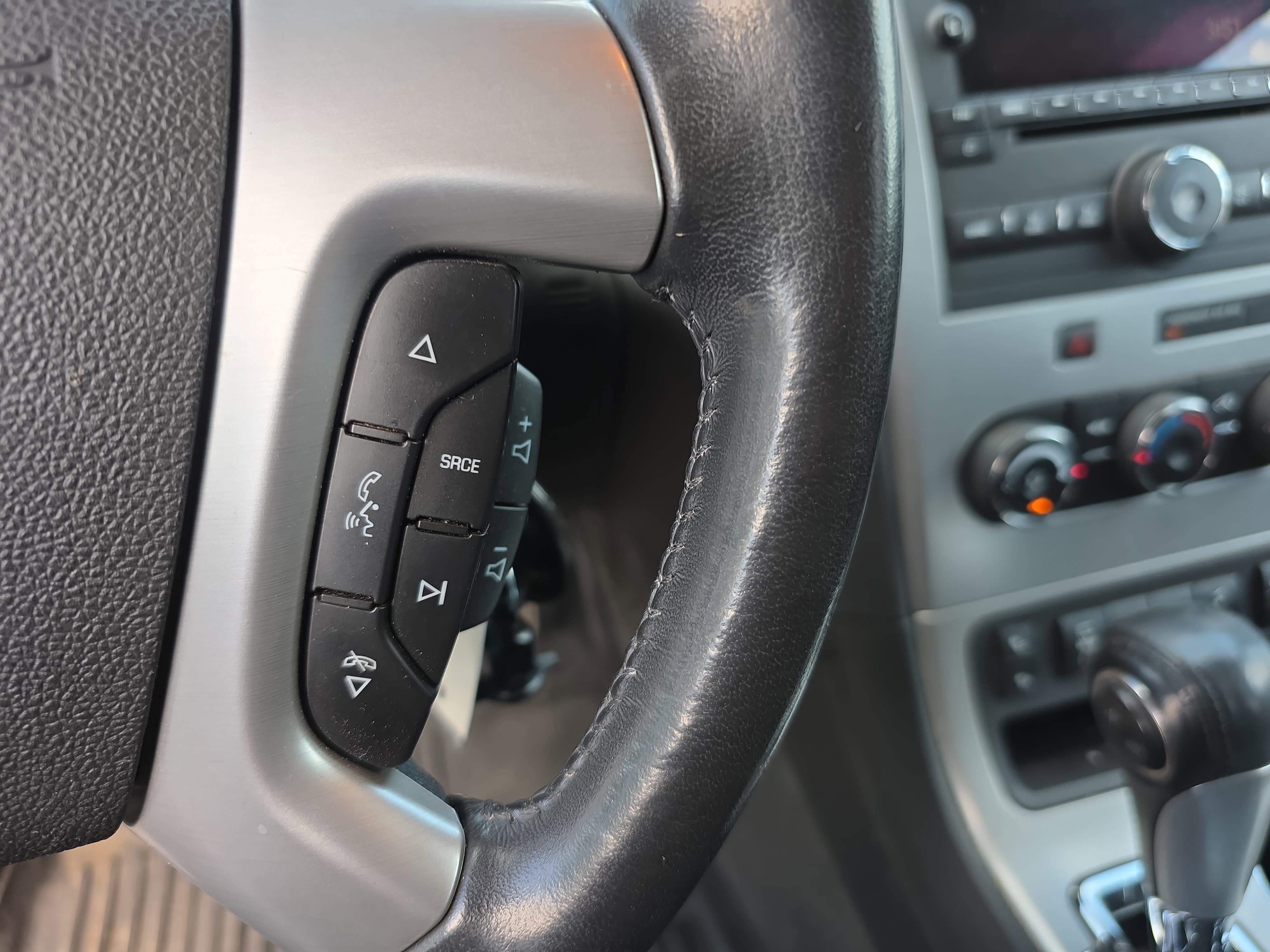 Used 2012 GMC Acadia SLE w/ LPO, 'HIT The Road' Package FWD image 20