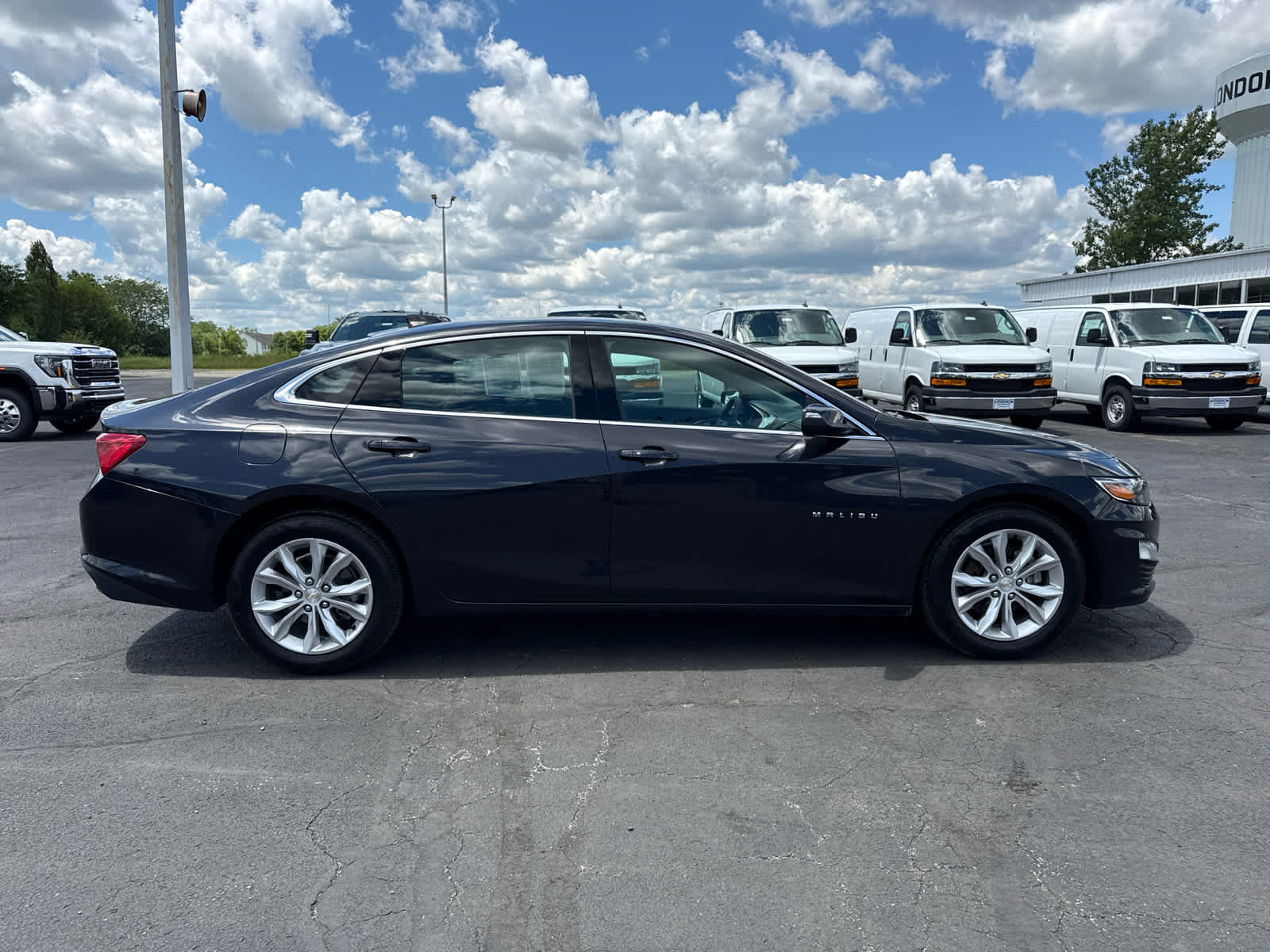 Used 2023 Chevrolet Malibu LT FWD image 6