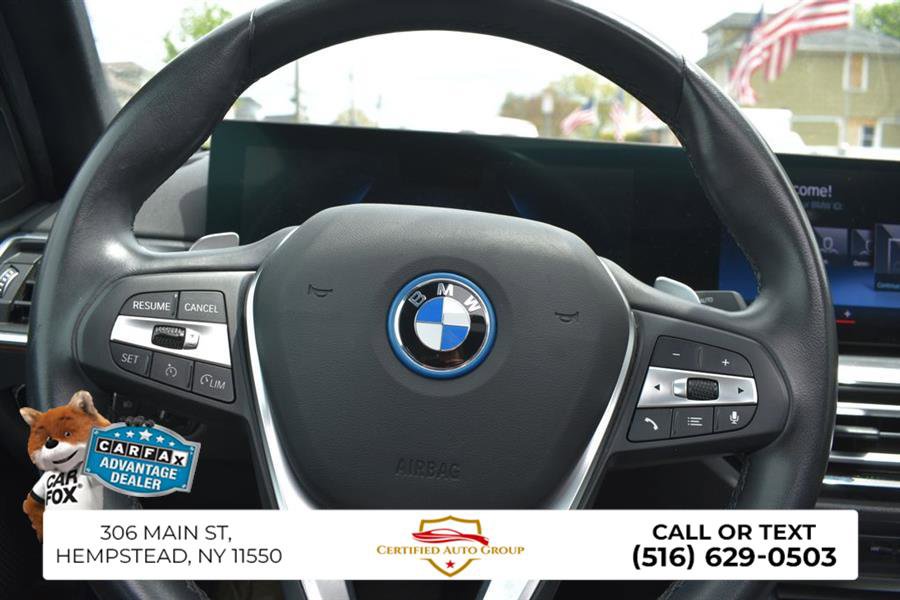 Used 2024 BMW 330e RWD image 15