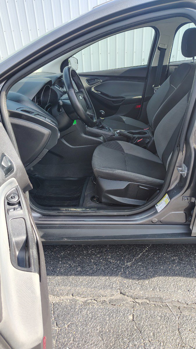Used 2014 Ford Focus S FWD image 14