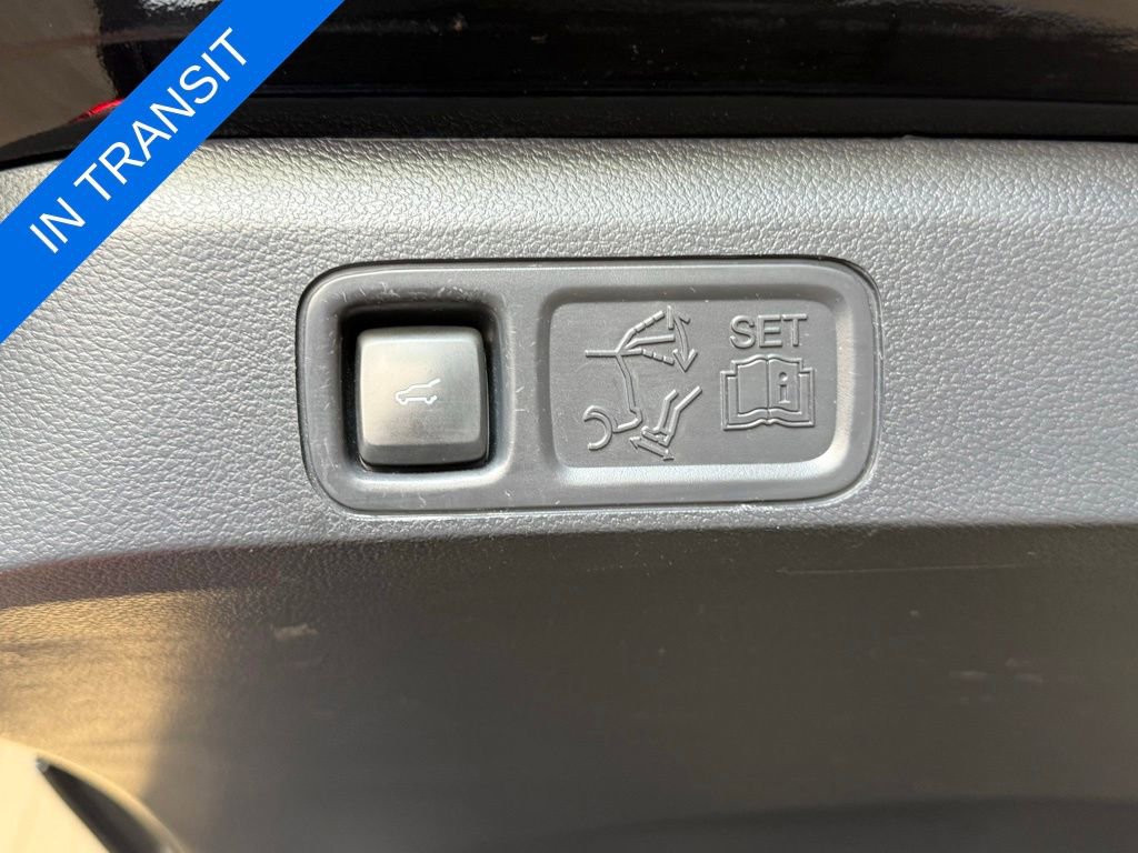 Used 2022 Ford Expedition Limited AWD/4WD image 42