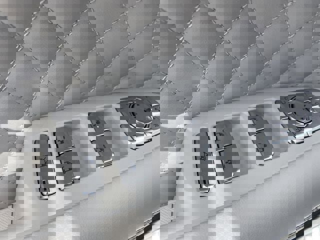 Used 2025 Genesis G70 3.3T Advanced w/ Sport Prestige Package image 23